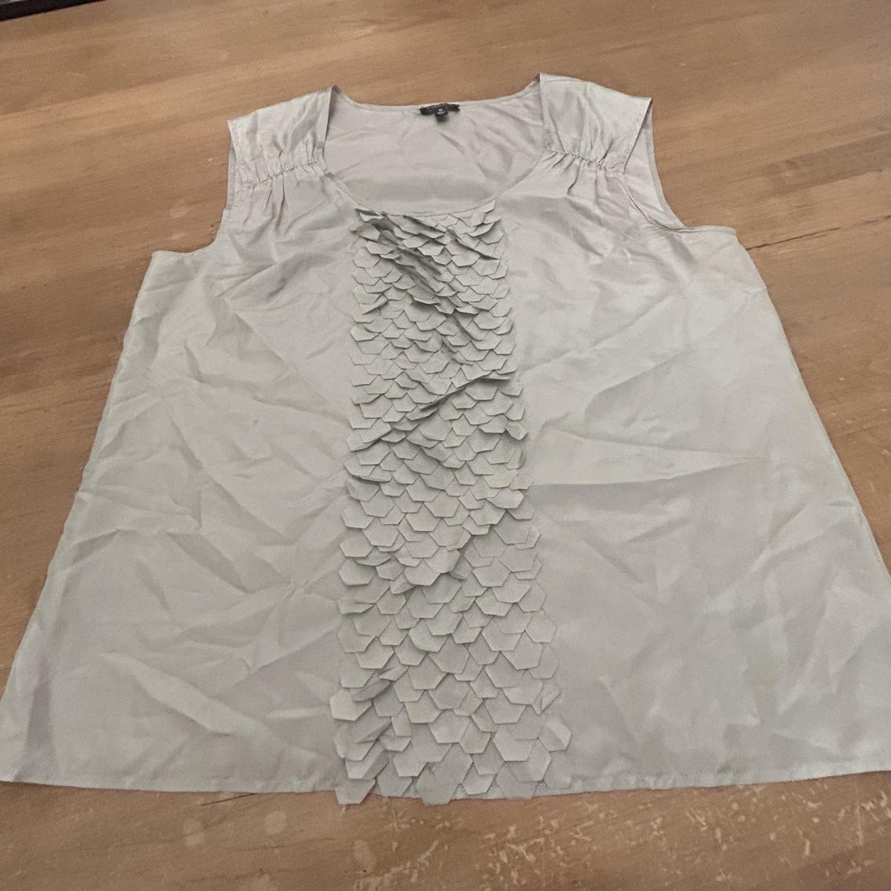 Talbots Blouse Womens 10 Gray 100% Silk Sleeveless Petal Ruffle Scoop Neck Top